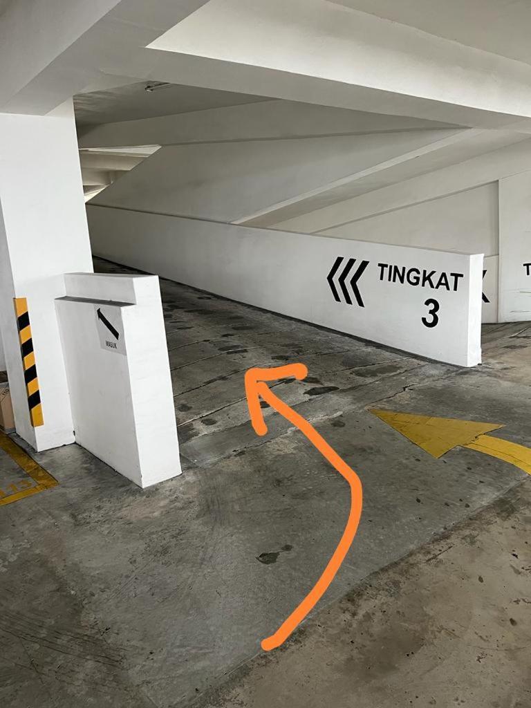 Pangsapuri Jiejie P16 Wifi Netflix Putrajaya