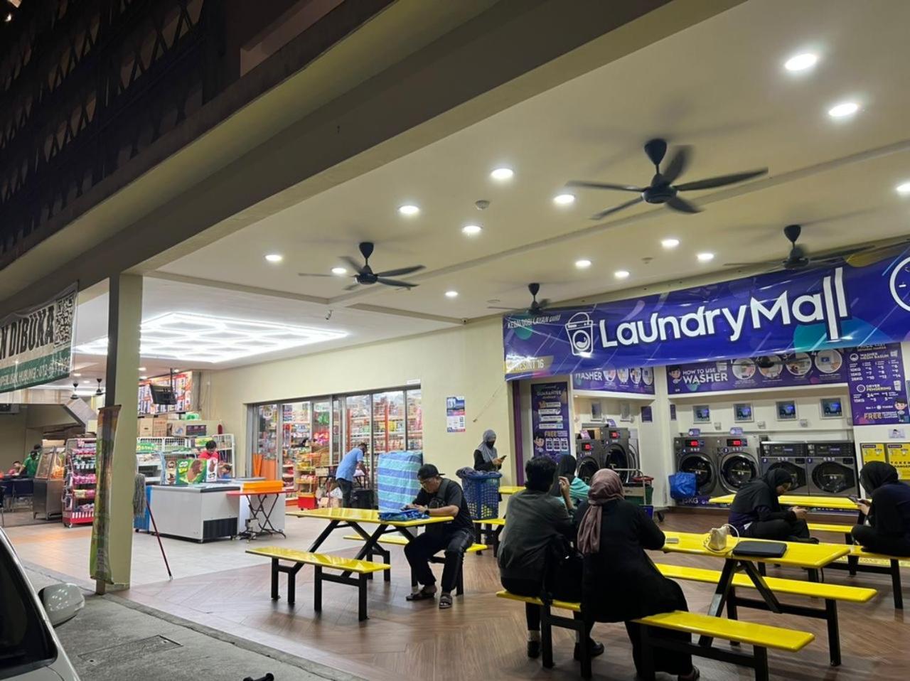 Jiejie P16 Wifi Netflix Putrajaya