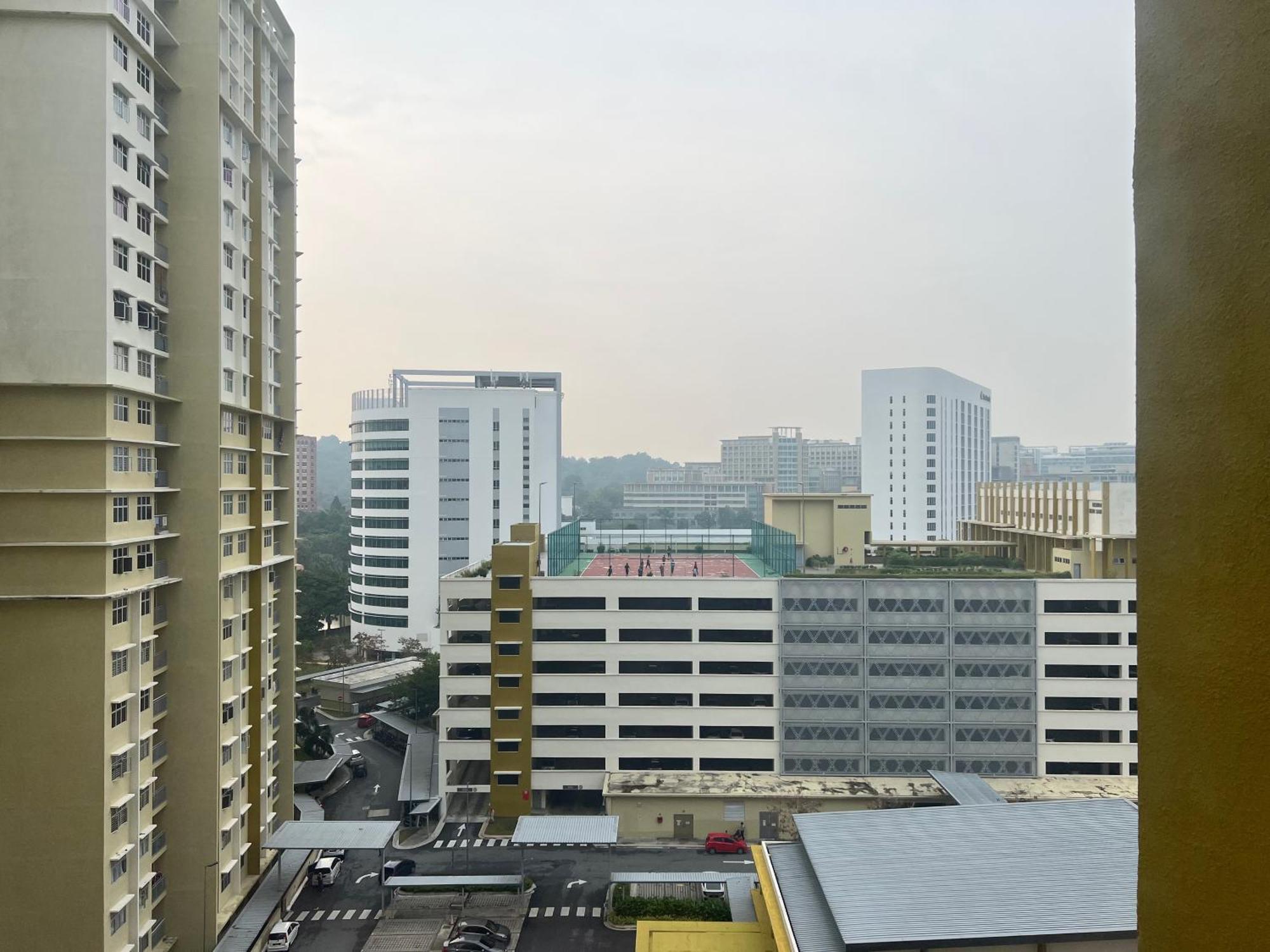 Jiejie P16 Wifi Netflix Pangsapuri